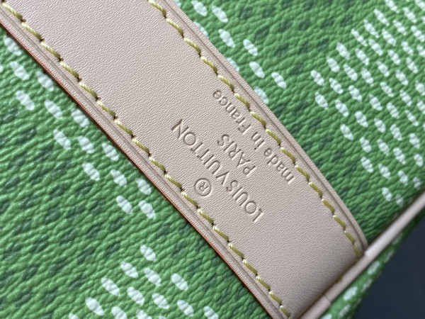 l0*is V*t0n keepall bandouliÈre 50