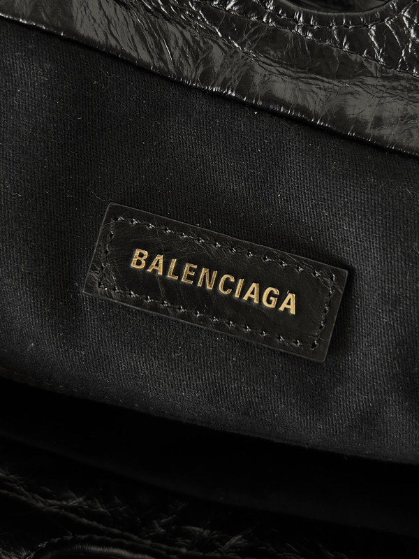 Ba*len*cia*ga crush tote-39.9x46.0x14.0cm