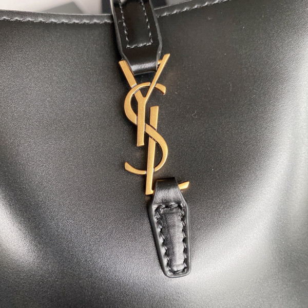 Y*L le 37 hobo bag -15*13*6cm