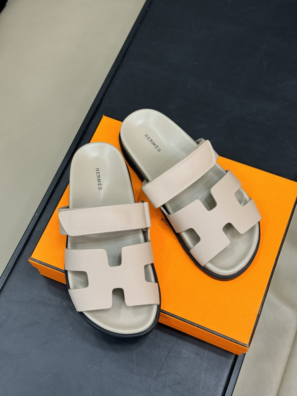 H**mes sandal