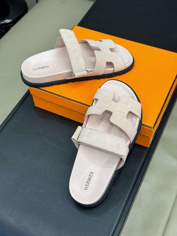H**mes sandal