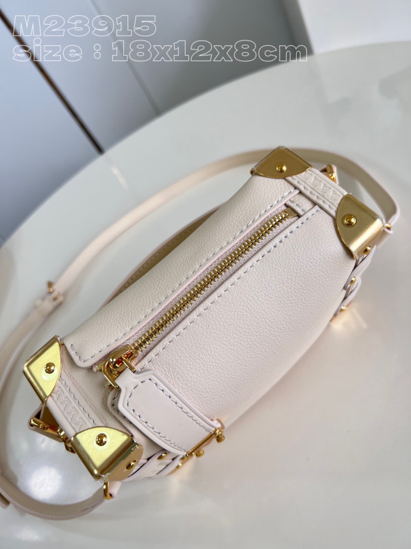 l0*is V*t0n side trunk pm-18*12.5*8cm