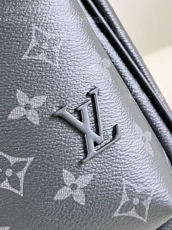 l0*is V*t0n avenue slingbag-16*33*5.7cm