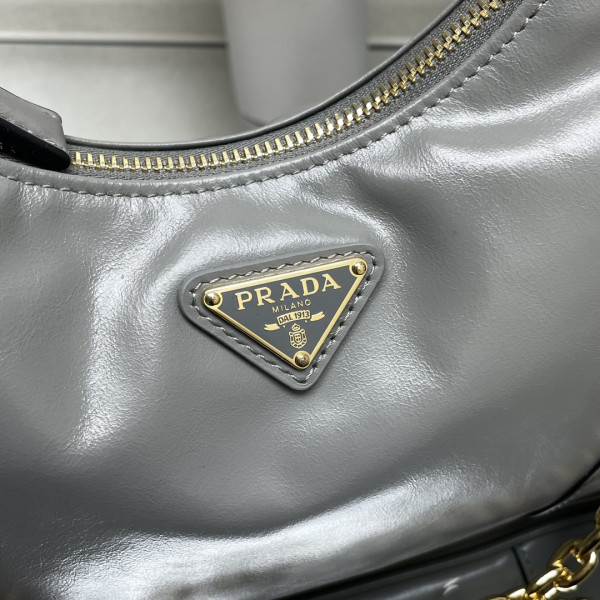 Pra*a re-edition 2005 saffiano bag-22*18*6.5cm