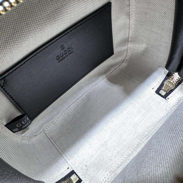 G*u*i blondie top handle bag