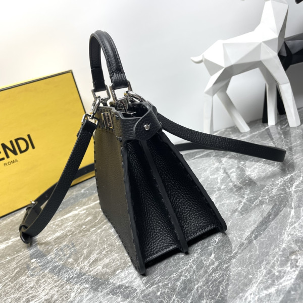 F**di peekaboo iseeu petite-20x11x15cm