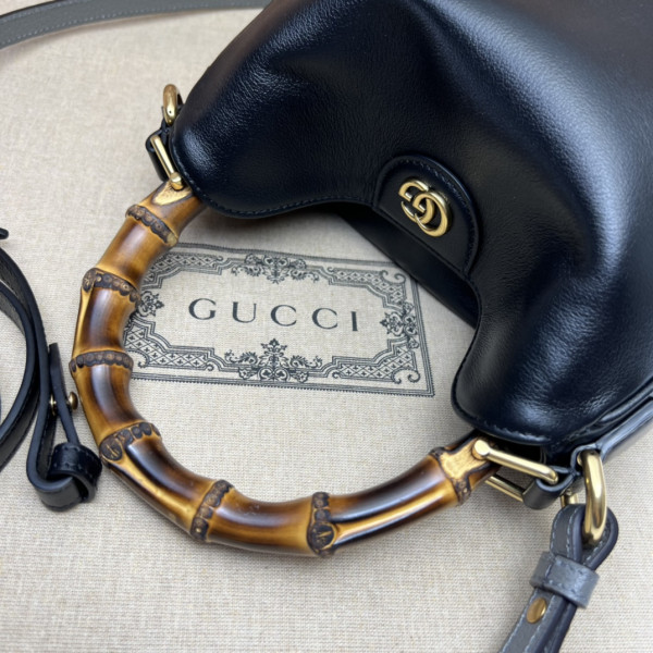 G*u*i diana small shoulder bag
