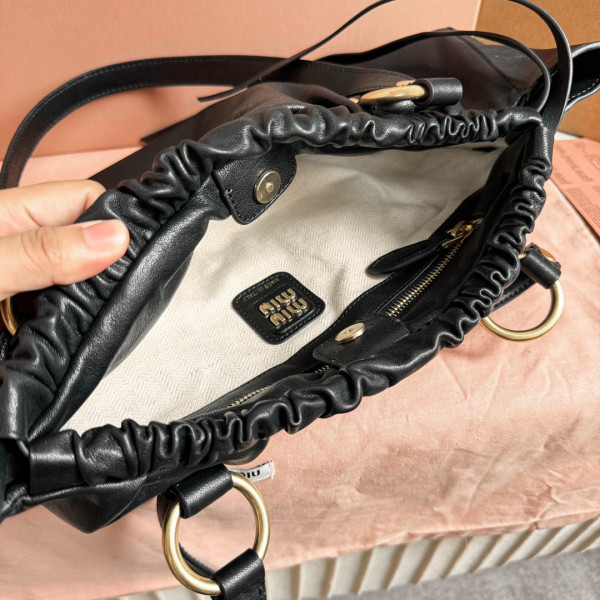 M*um*u joie nappa leather bag-44 x 16 x10.5cm