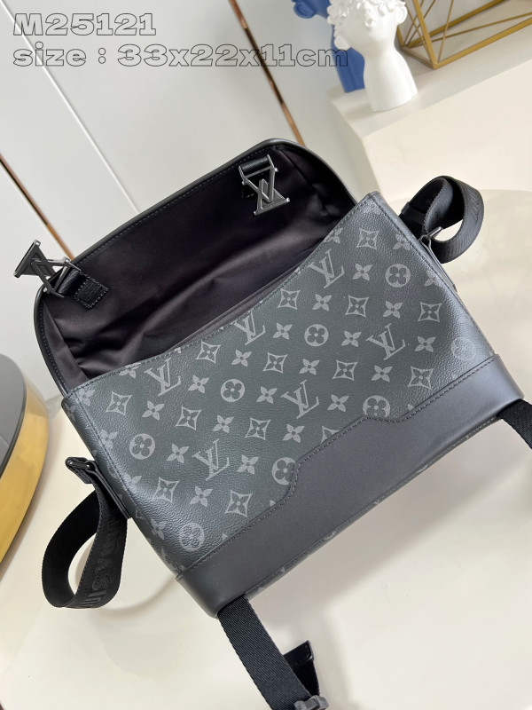 l0*is V*t0n messenger voyager pm-33*22.5*11cm