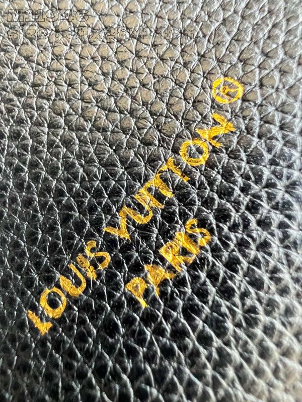 l0*is V*t0n neverfull mm-31*28*14cm