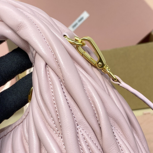 M*um*u wander matelassé nappa leather hobo bag
