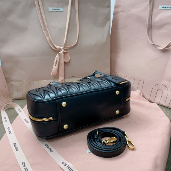 M*um*u arcadie matelassé nappa leather bag-xs/s/m