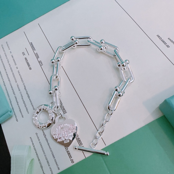 T*f*ny bracelet