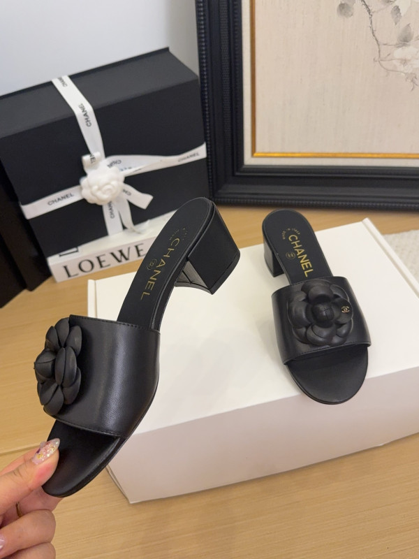 CL SANDALS