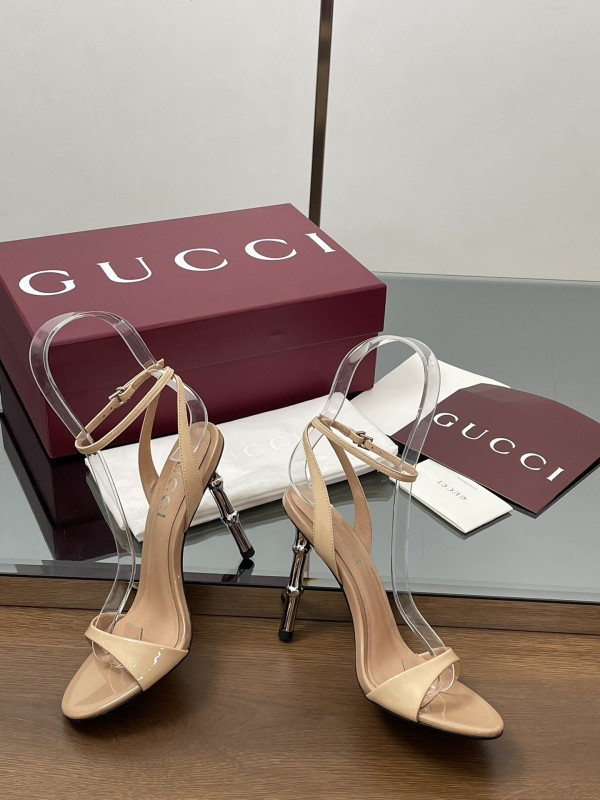 G*u*i heels-9.5cm