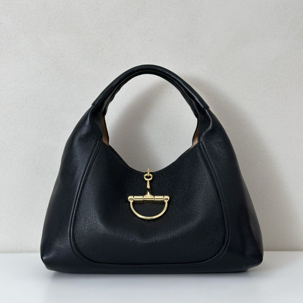G*u*i softbit maxi shoulder bag