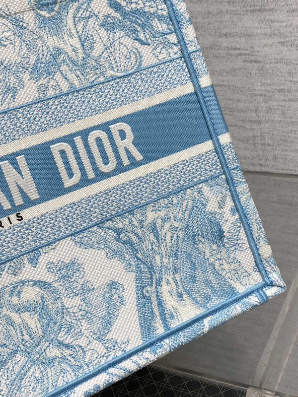 MEDIUM DIRO BOOK TOTE-36.5X27.5X16.5CM