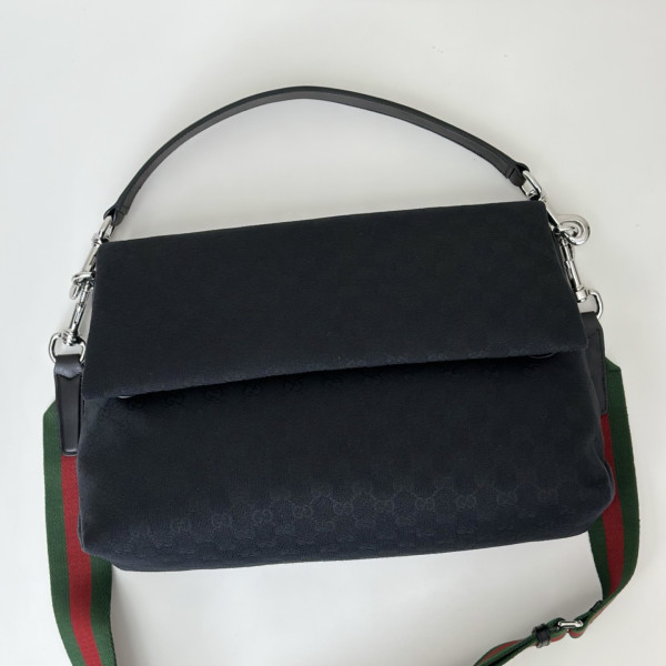 G*u*i gg canvas small crossbody bag - 19*15*7cm