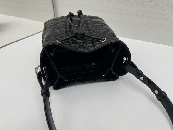 Diro D-Motion Bag - 18.5x20.5x11CM