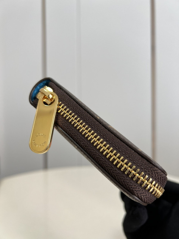 l0*is V*t0n zippy wallet