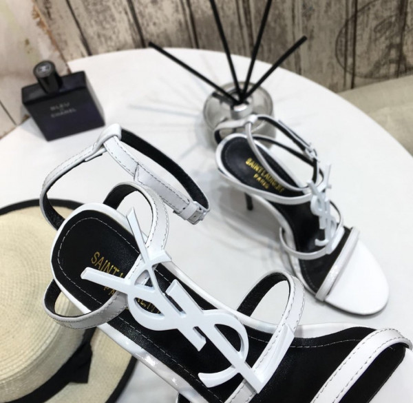 Y*L cassandra platform sandals in patent leather