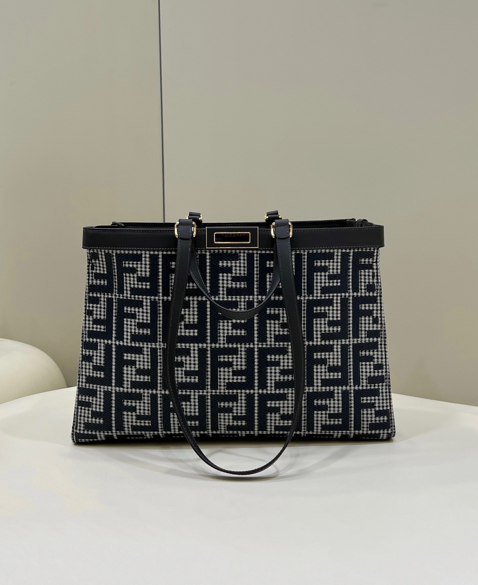F**di peekaboo x-tote
