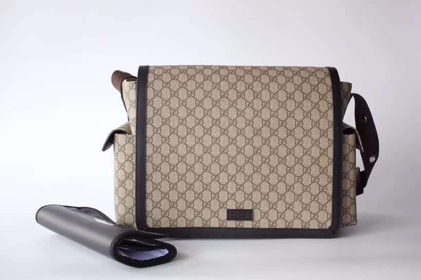 g*u*i gg S*p*e diaper bag