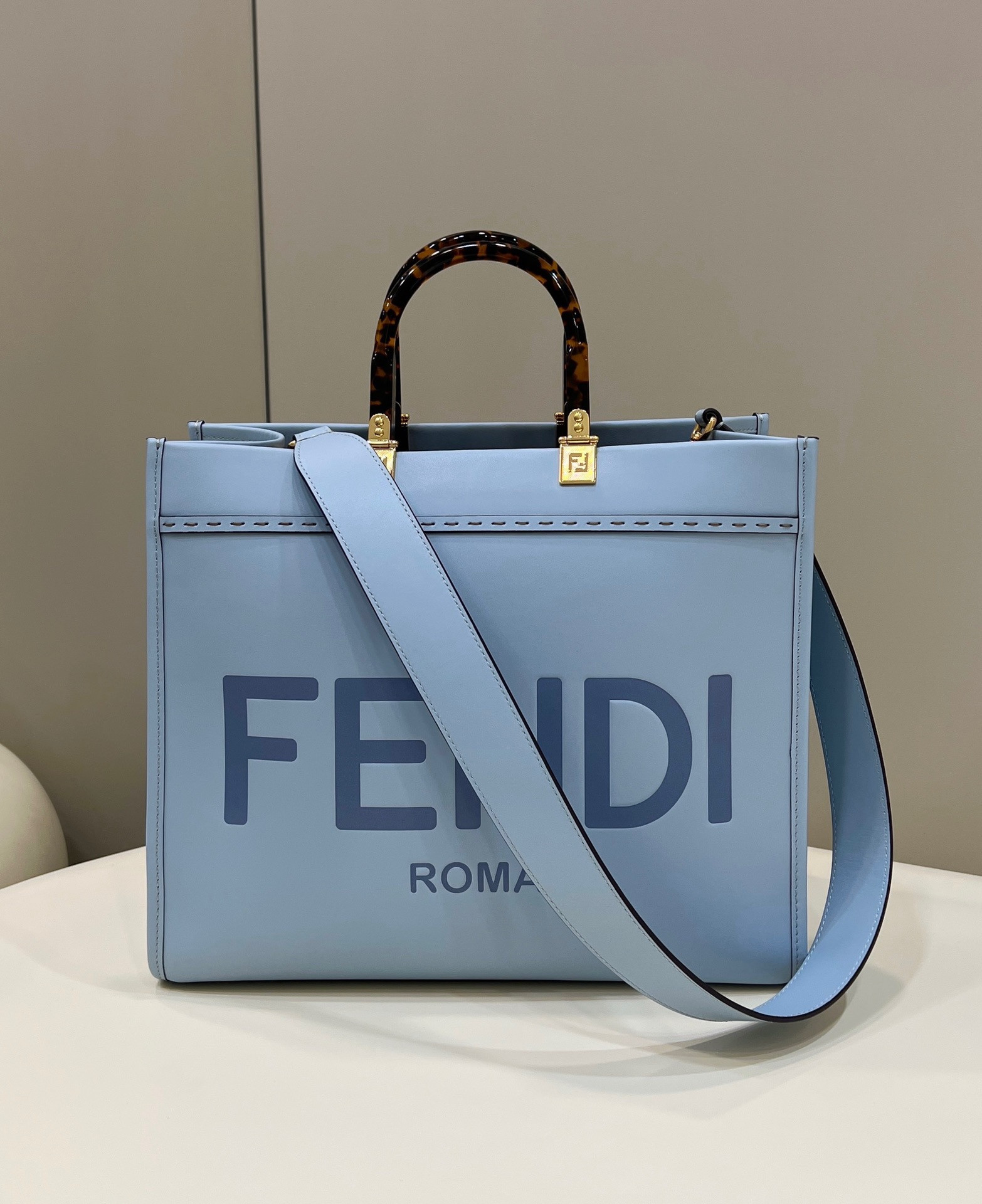 F**di sunshine medium-35*17*31cm