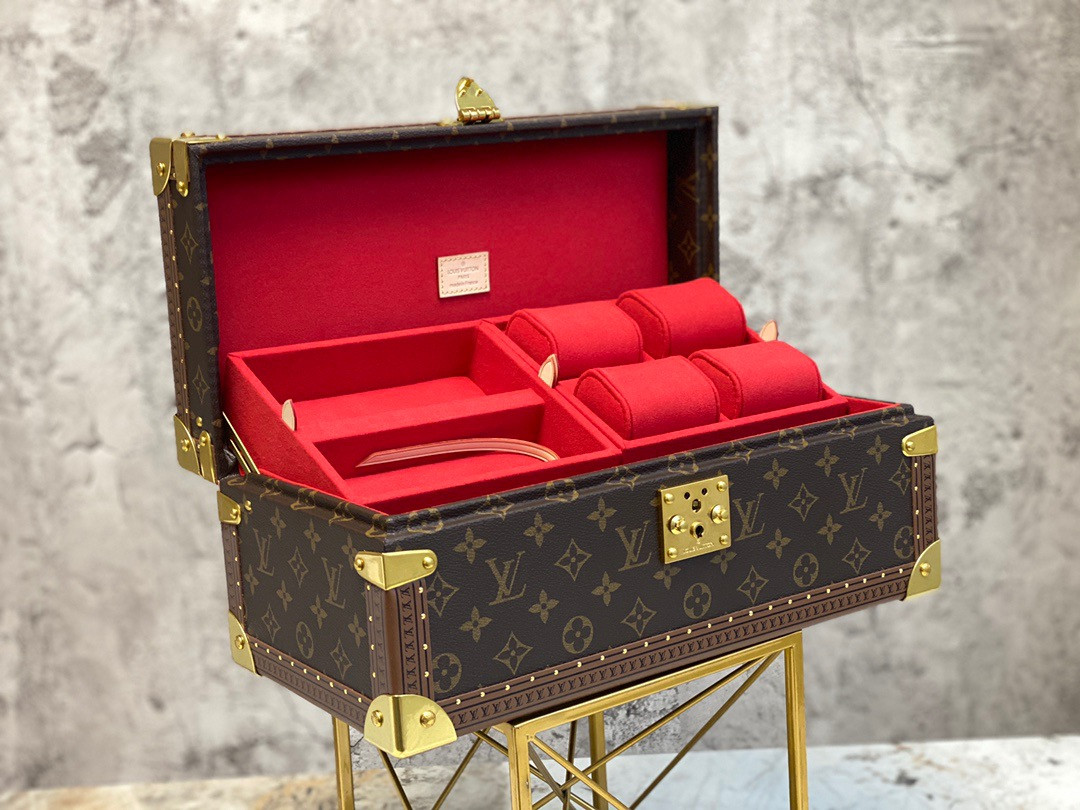 l0*is V*t0n coffret accessoires