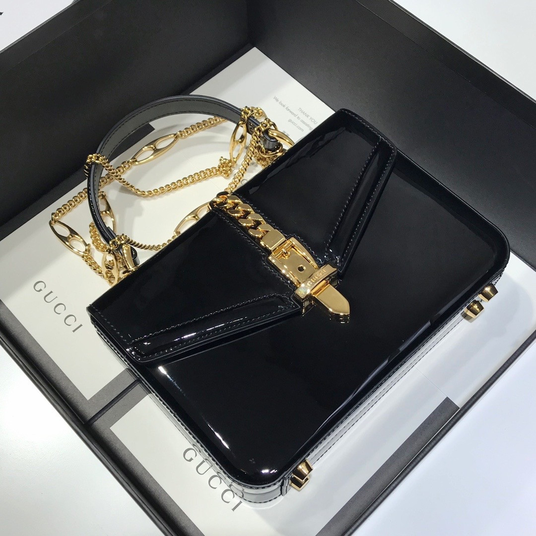 G*u*i sylvie 1969 patent leather mini top handle bag
