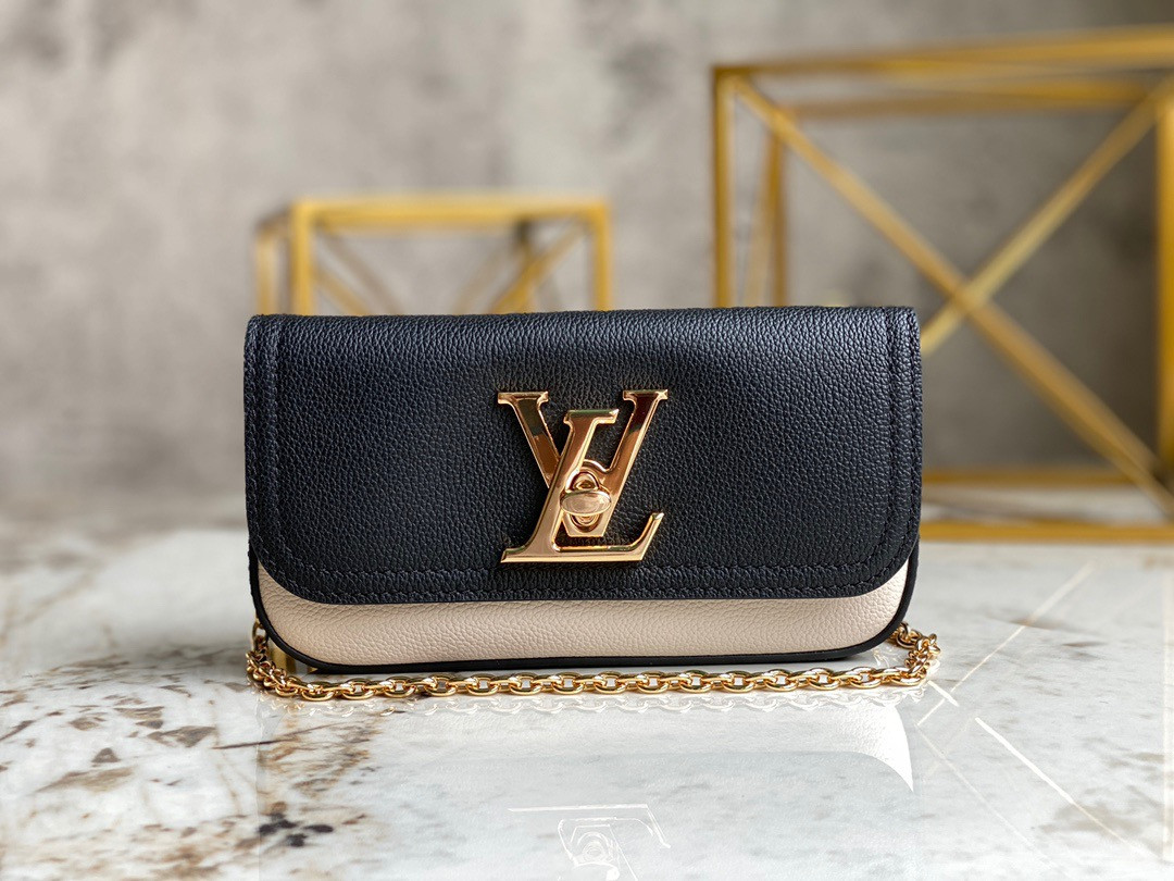 l0*is V*t0n lockme pouch