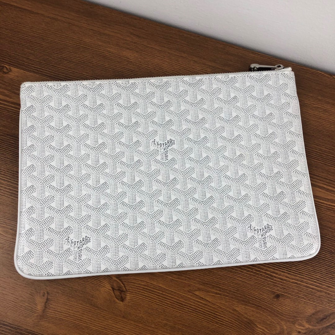 Go*ard senat pouch