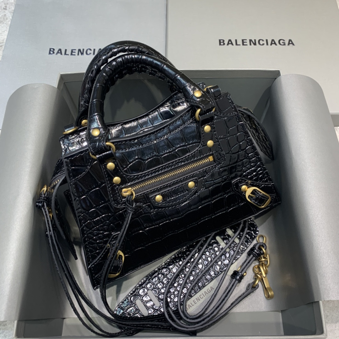 Ba*len*cia*ga neo classic mini top handle bag