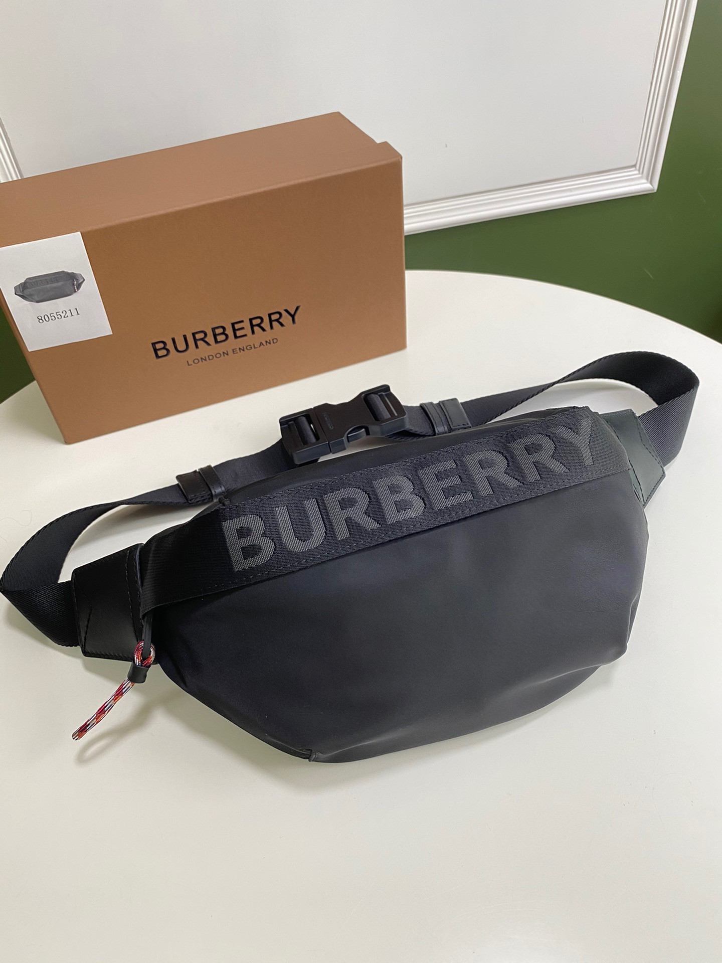 B**rry bum bag