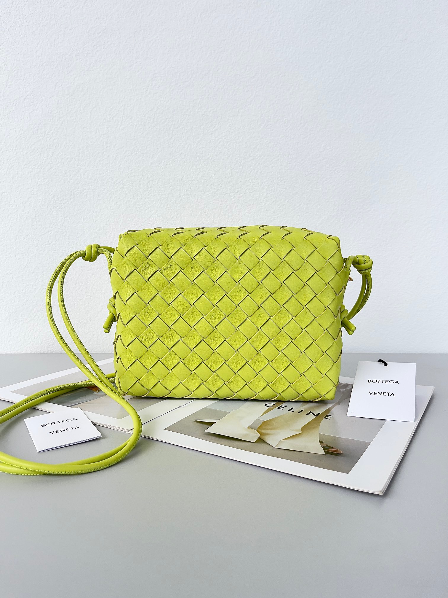 bo*te*ga Ve*ne*ta small loop camera bag