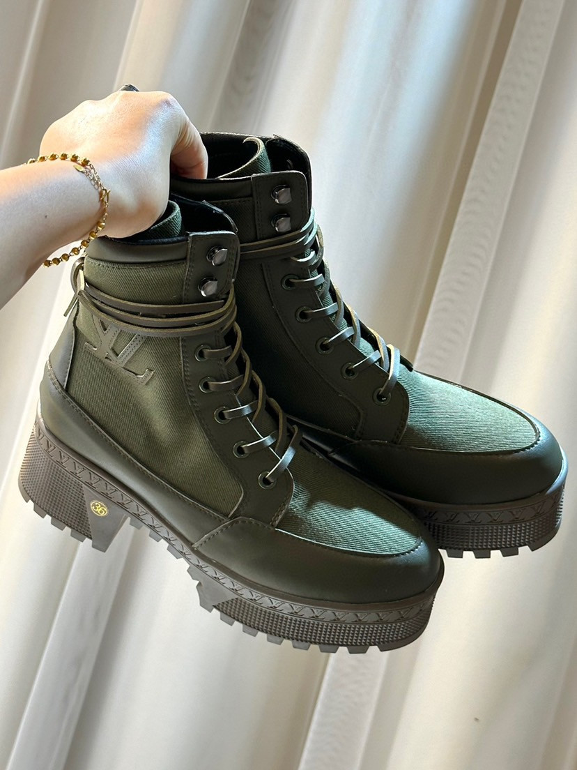 l0*is V*t0n boots