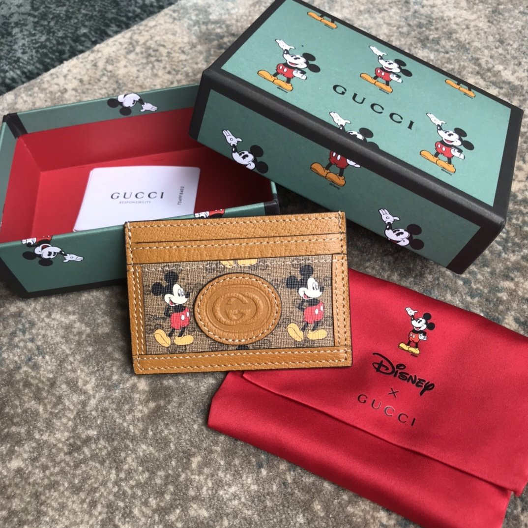 disney x G*u*i gg card holder