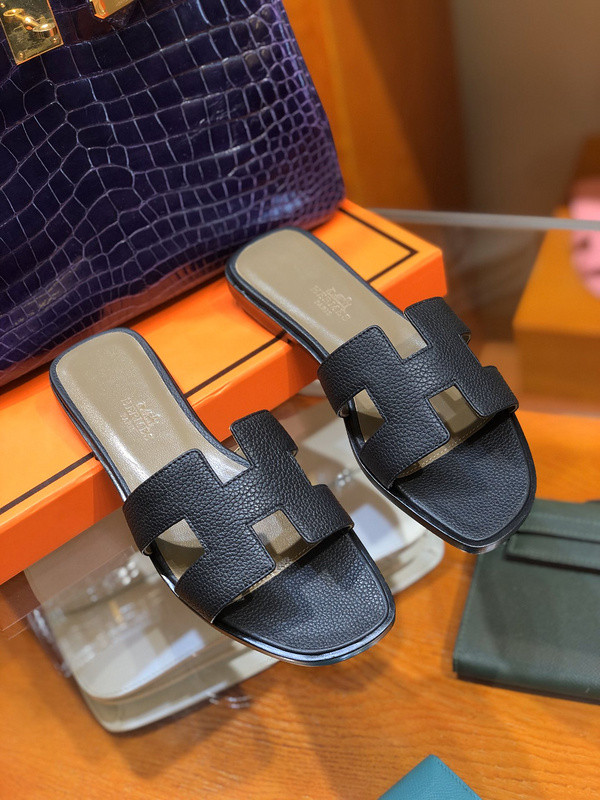 H**mes sandal