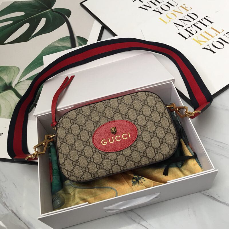 G*u*i gg messenger bag