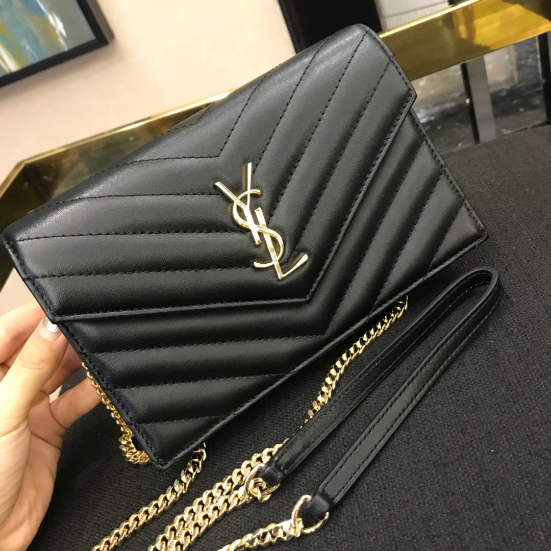 Y*L cassandre matelassÉ chain wallet