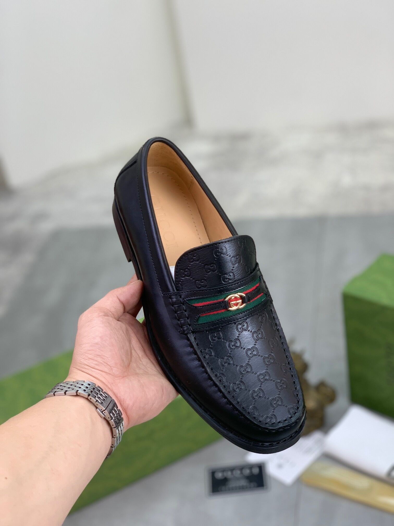 G*u*i loafers
