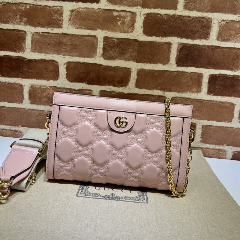 G*u*i gg matelassé leather shoulder bag