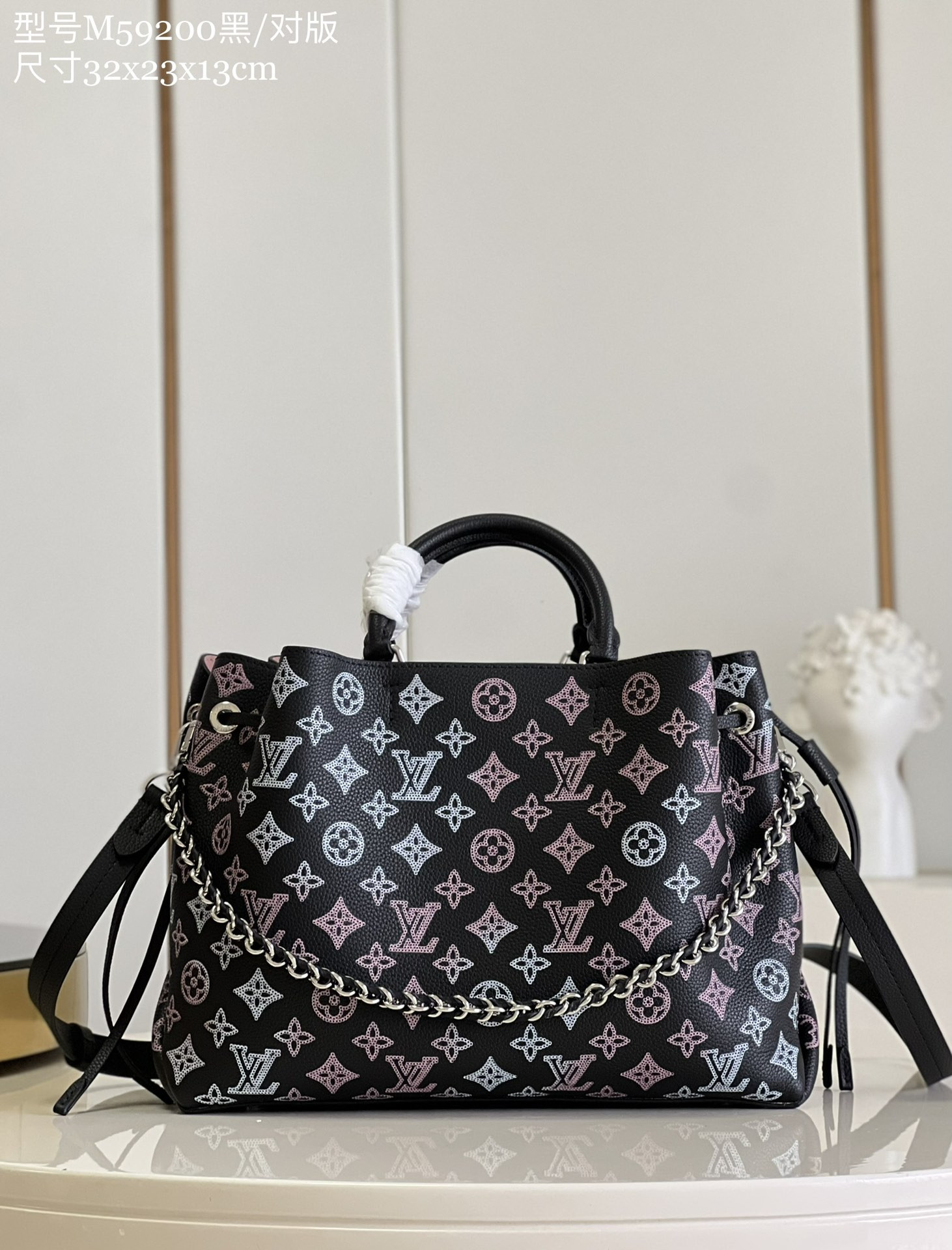 l0*is V*t0n bella tote