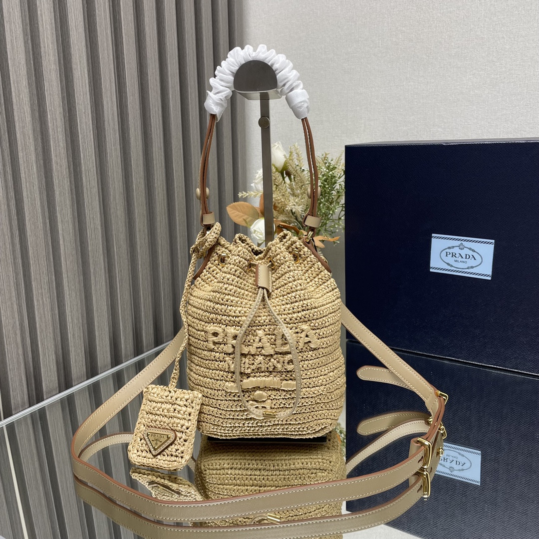 Pra*a tcrochet and leather bucket bag-20*17*12cm