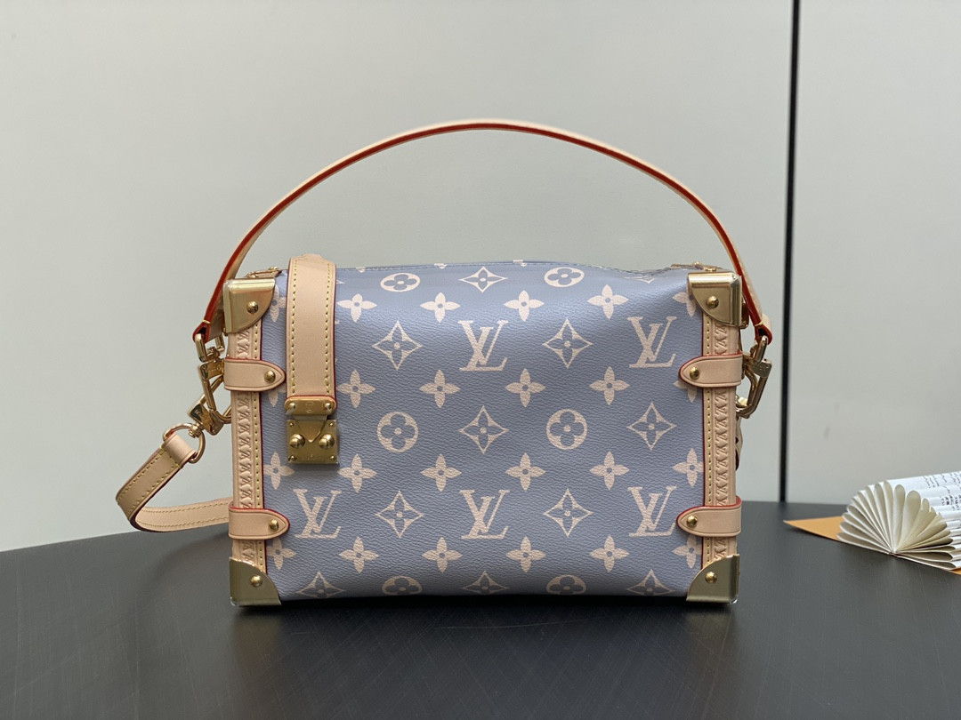l0*is V*t0n side trunk pm-18*12.5*8cm