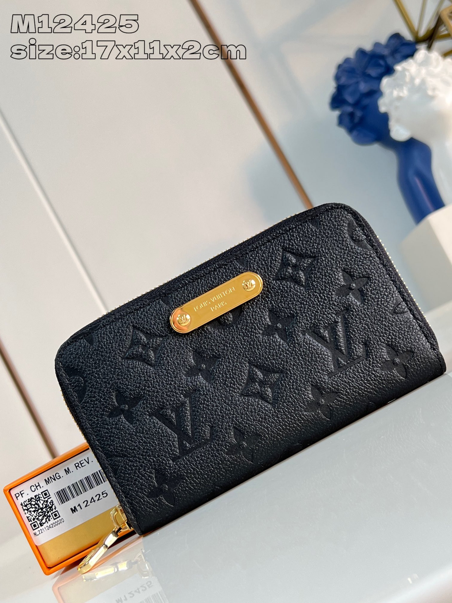 l0*is V*t0n margot wallet