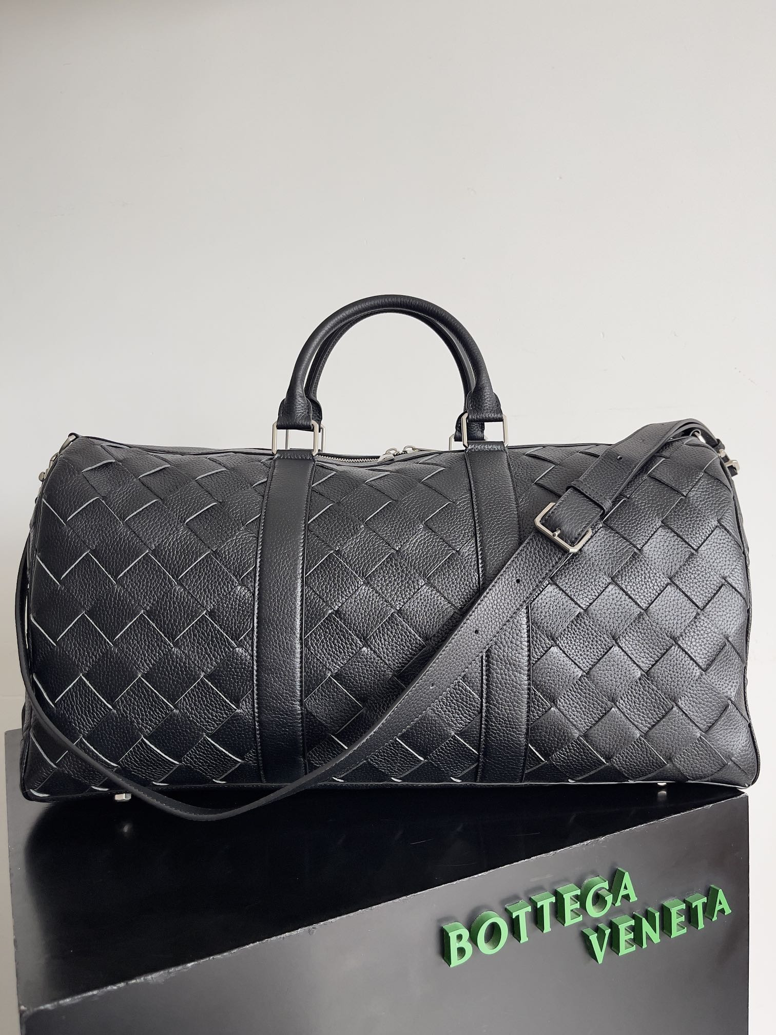 bo*te*ga Ve*ne*ta intrecciato cabin duffle-50*27*24cm