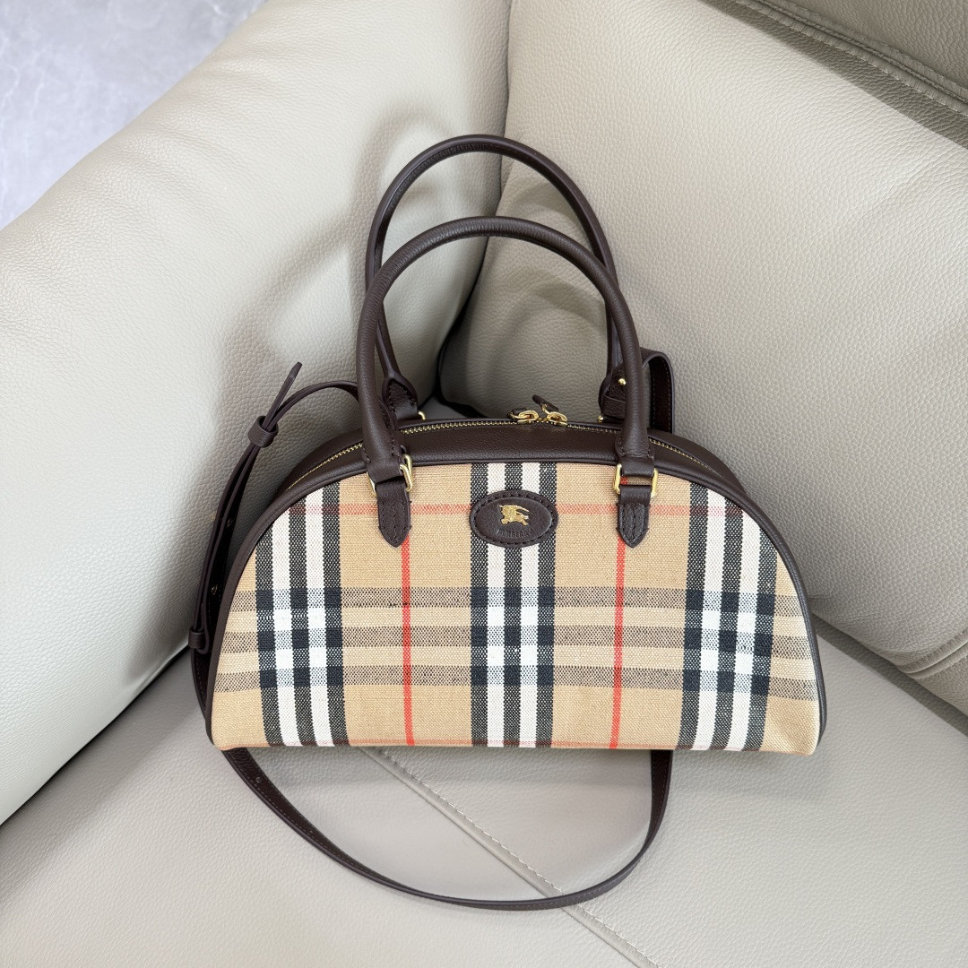 B**rry highlands bowling bag - 33.5*12.5*17cm